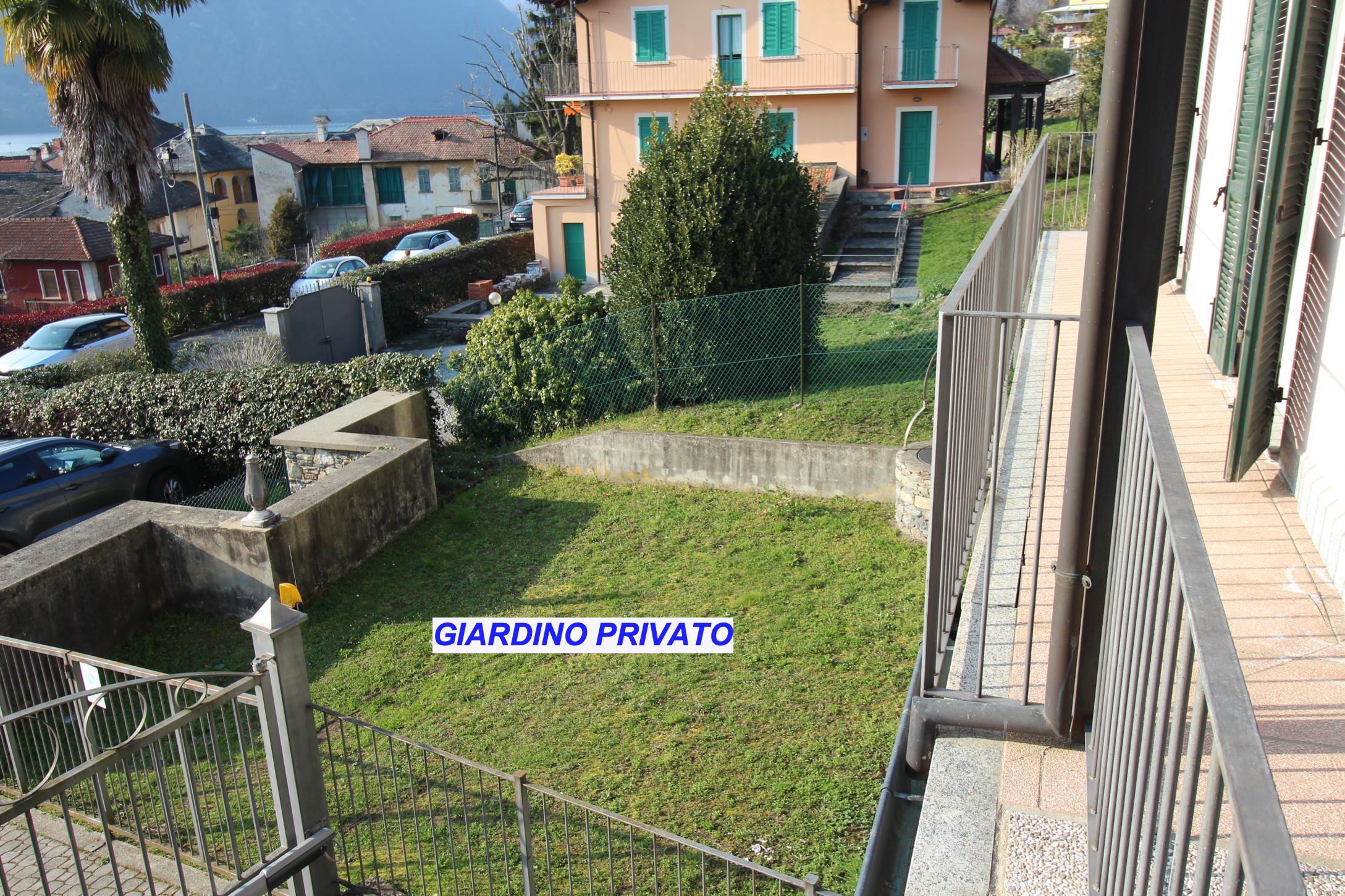 2 -  Orta San Giulio Elegante Appartamento con Giardino e Vista Lago Orta San Giulio